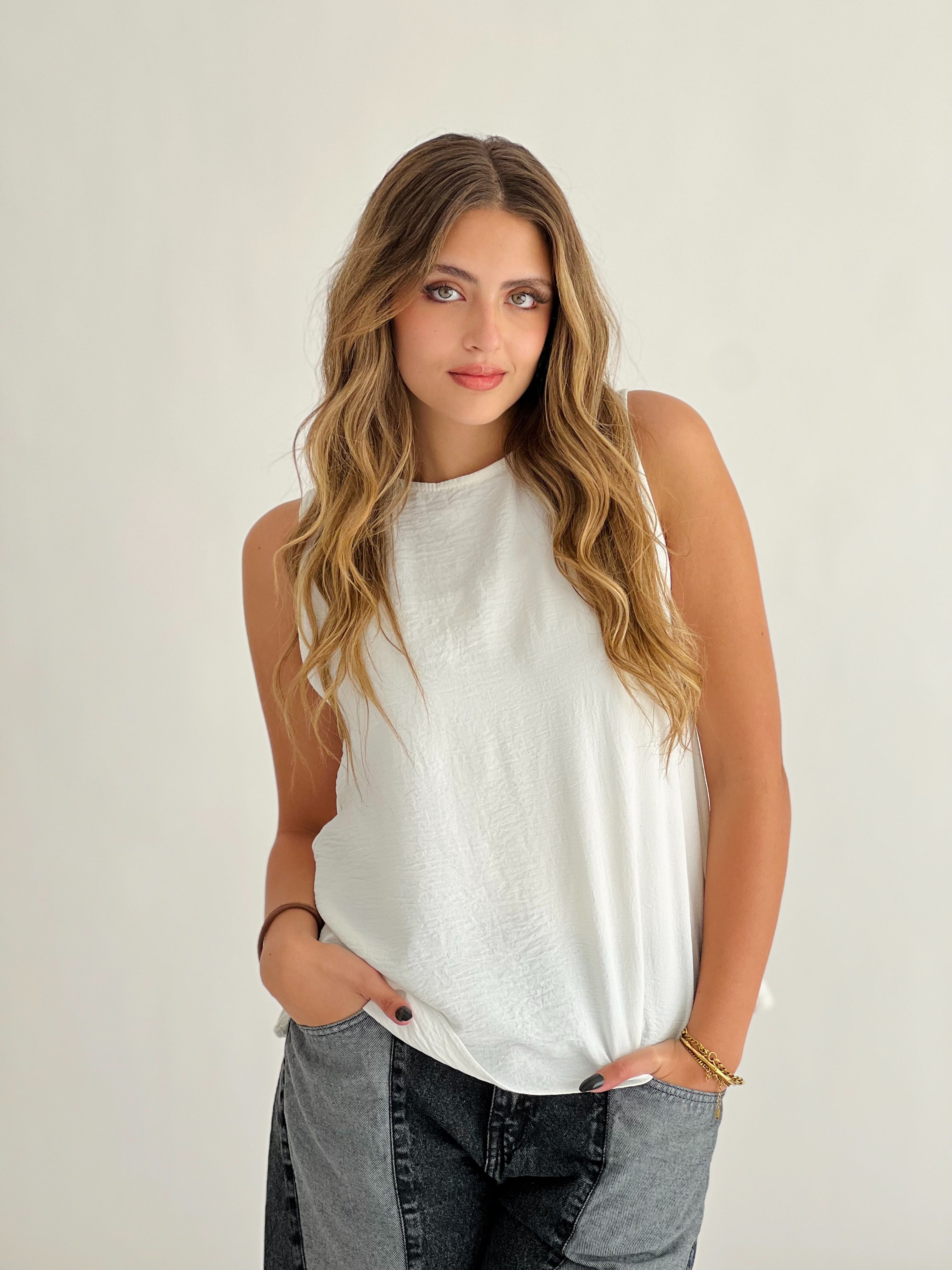 New Basic Sleeveless – HK Designs - Main Image