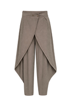 Wrap Puff Stripped Pants