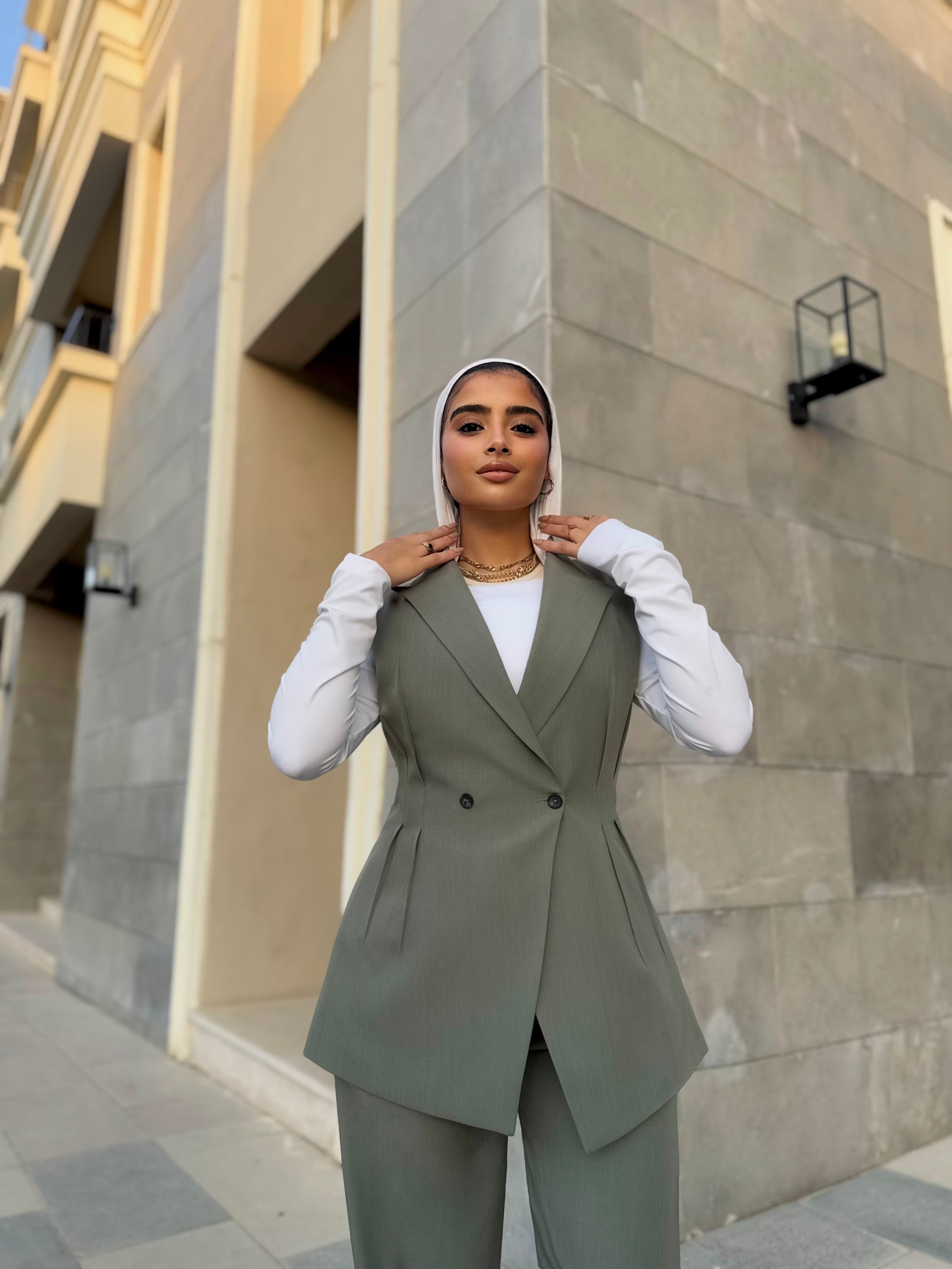 Snatch it Suit Vest