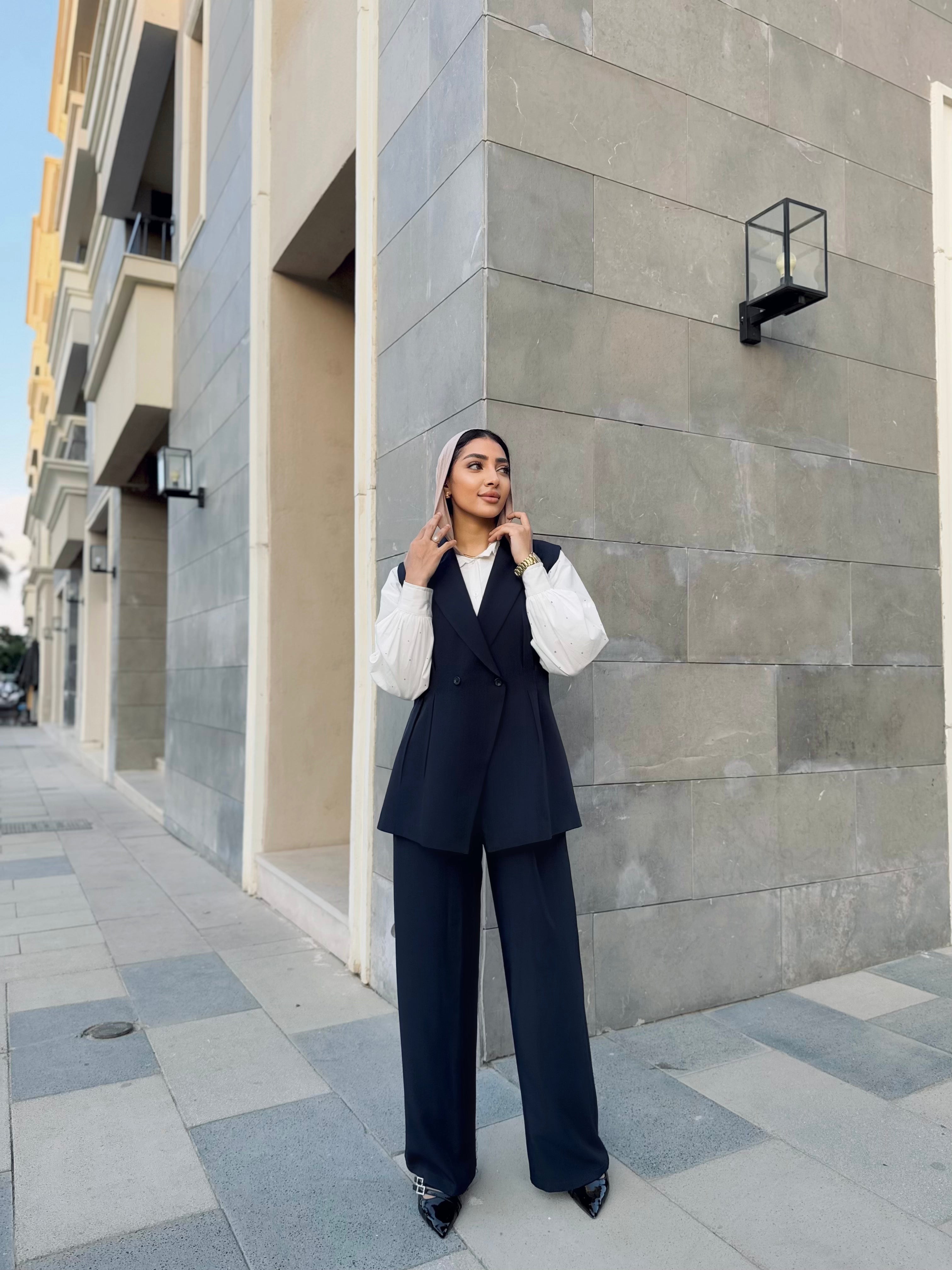 Snatch it Suit Pants