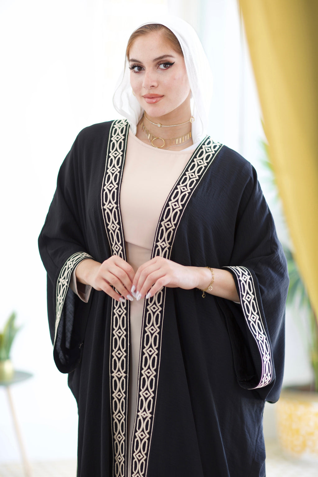The Queen Of All Kaftan Black