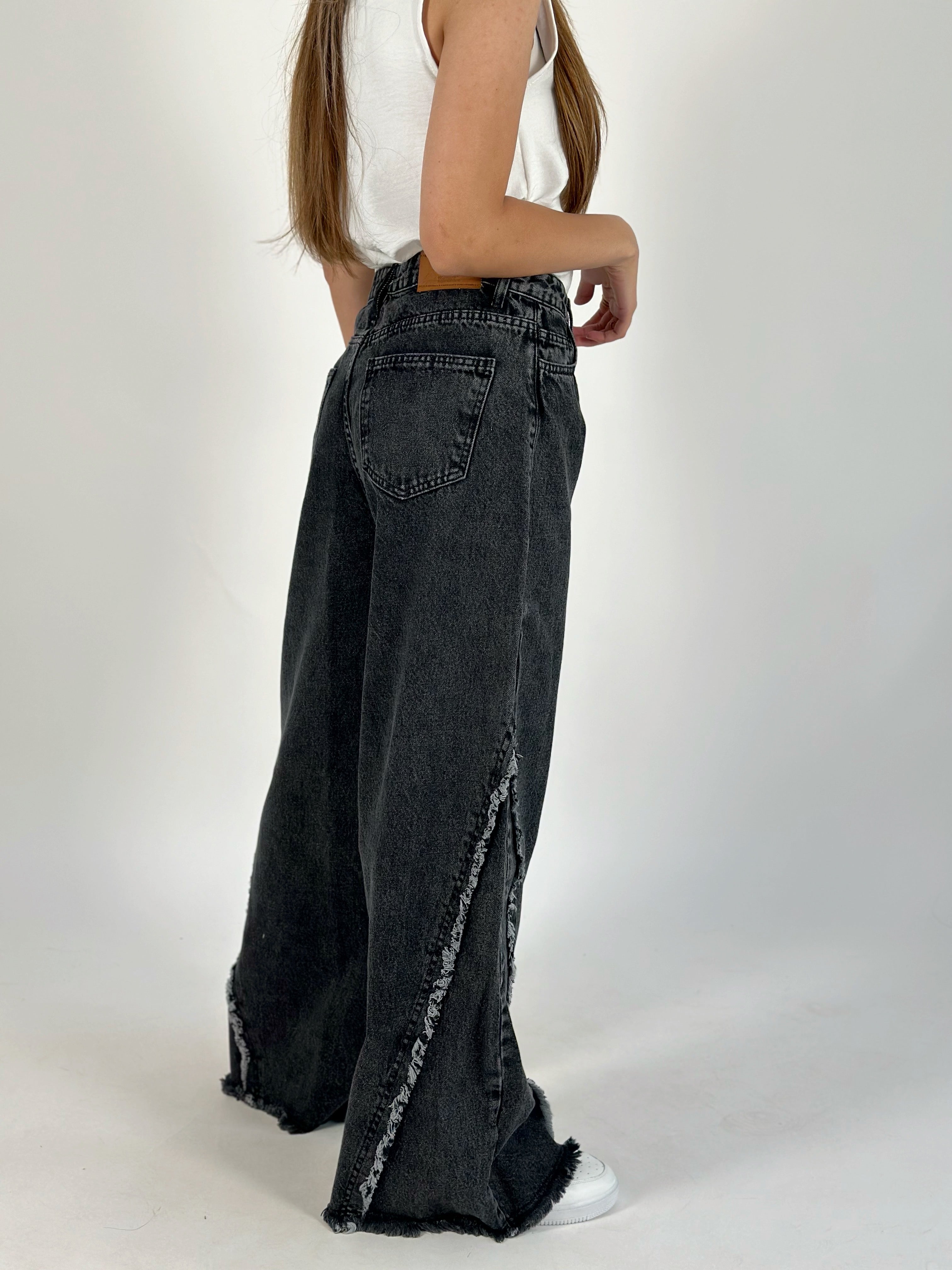 Wide Fringy Side