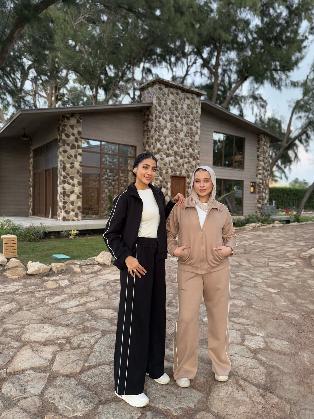 Double Trim Set Pants