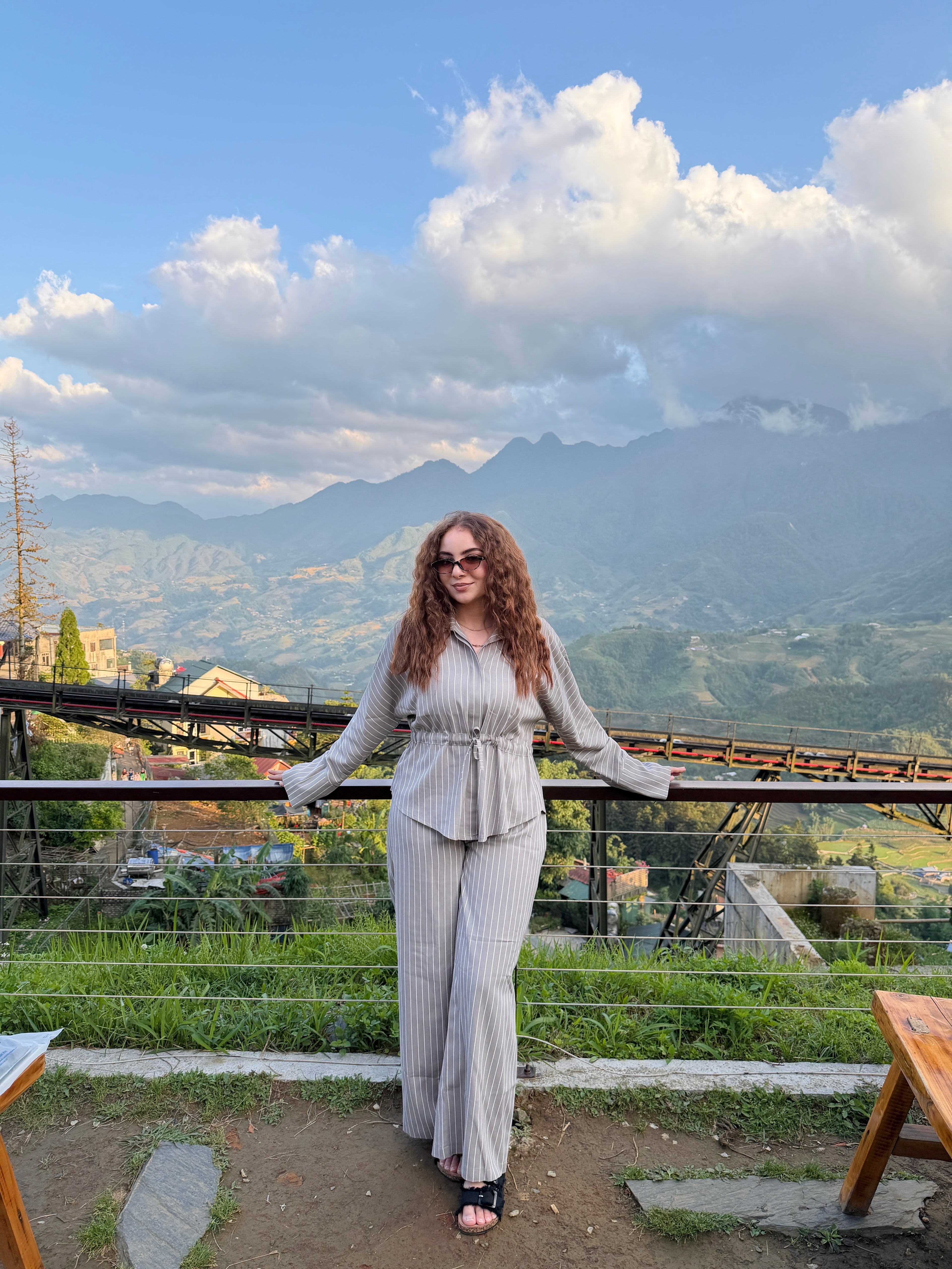Linen Stripes Snatched Set Top