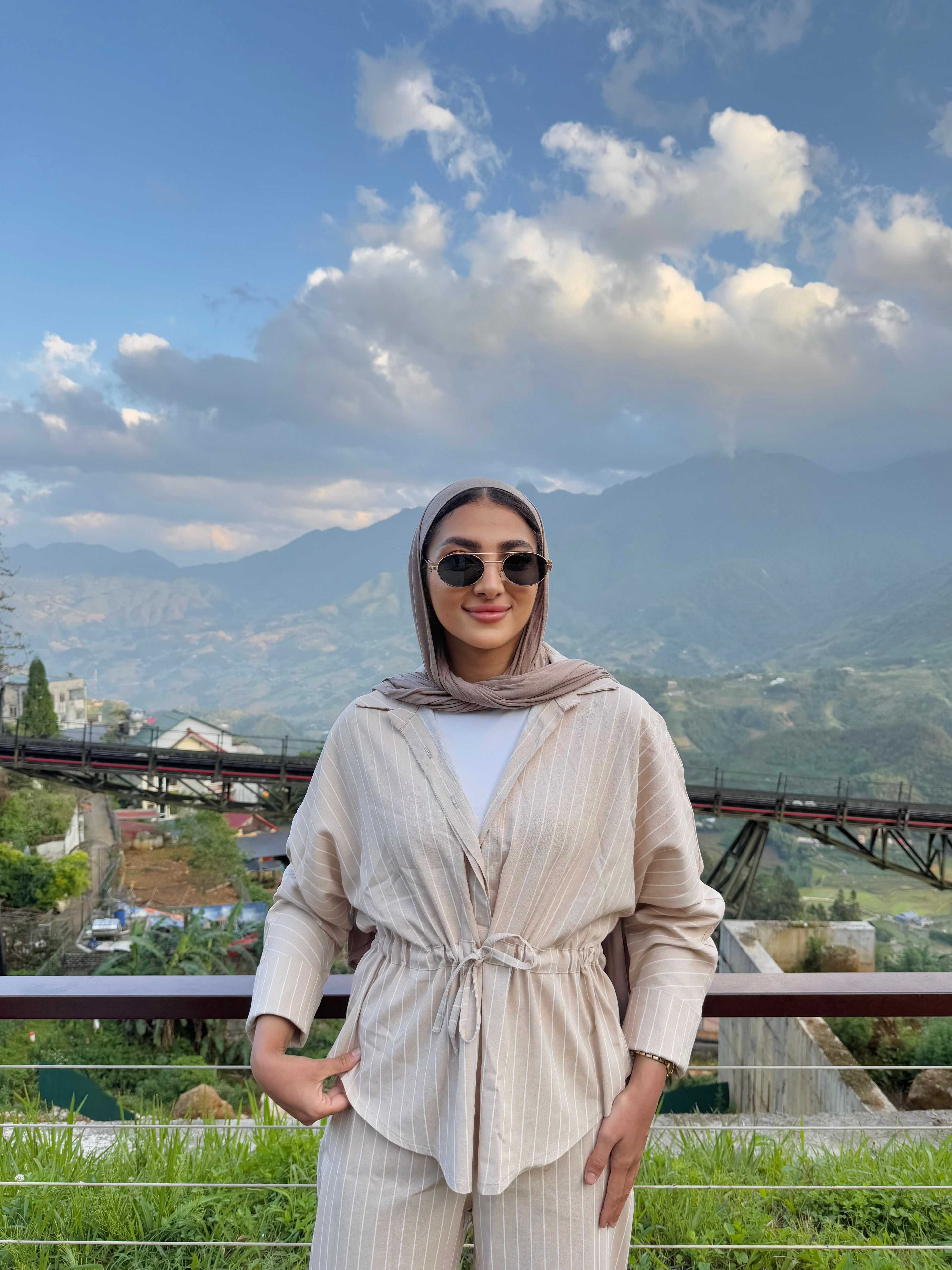 Linen Stripes Snatched Set Top