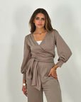 Shimmering Wrap Set Top Beige