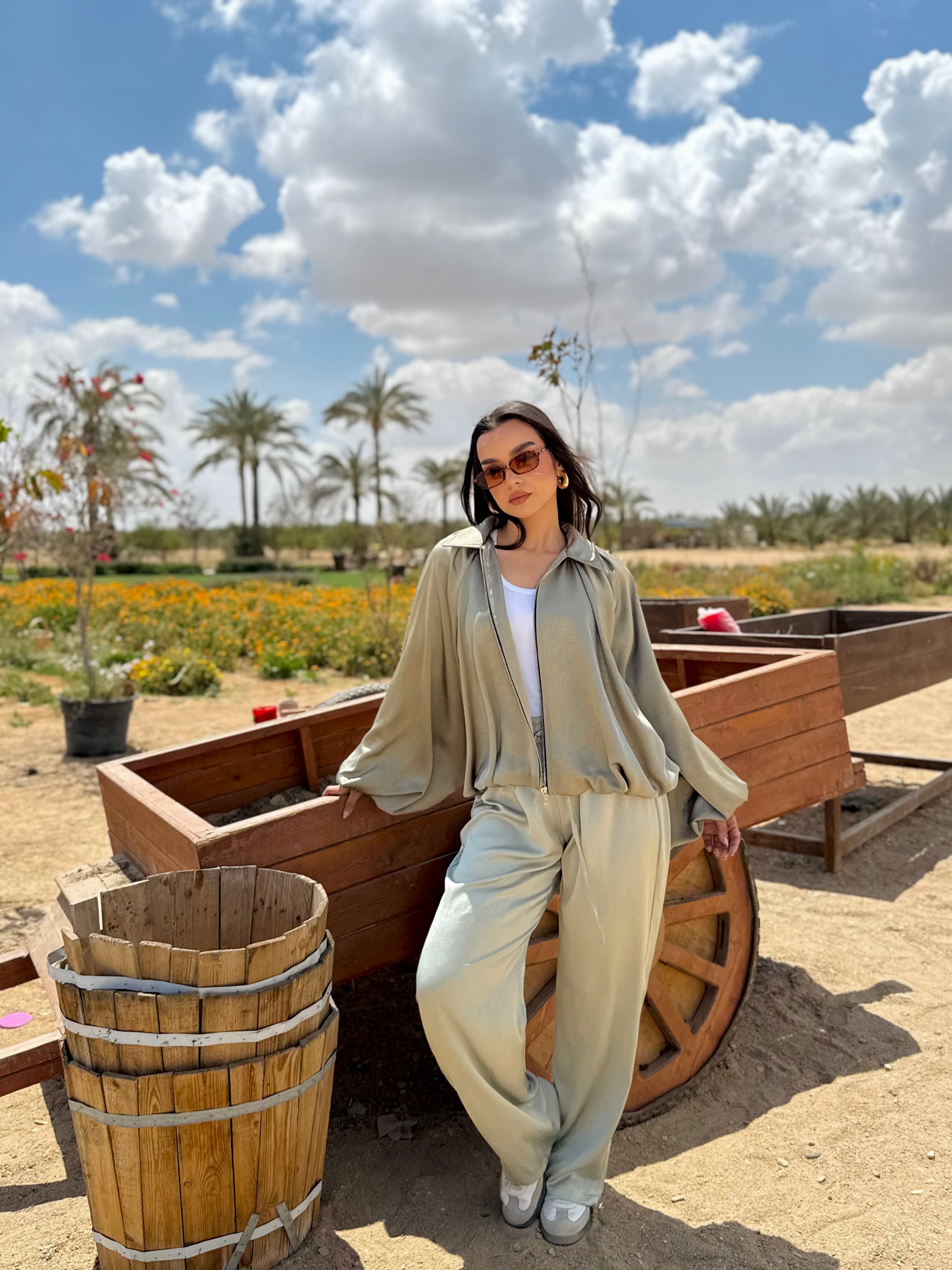 Silk Puff Set Pants