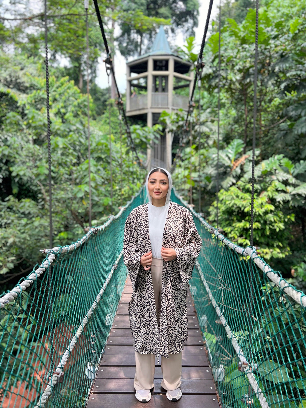 Sunshine Breeze Kimono