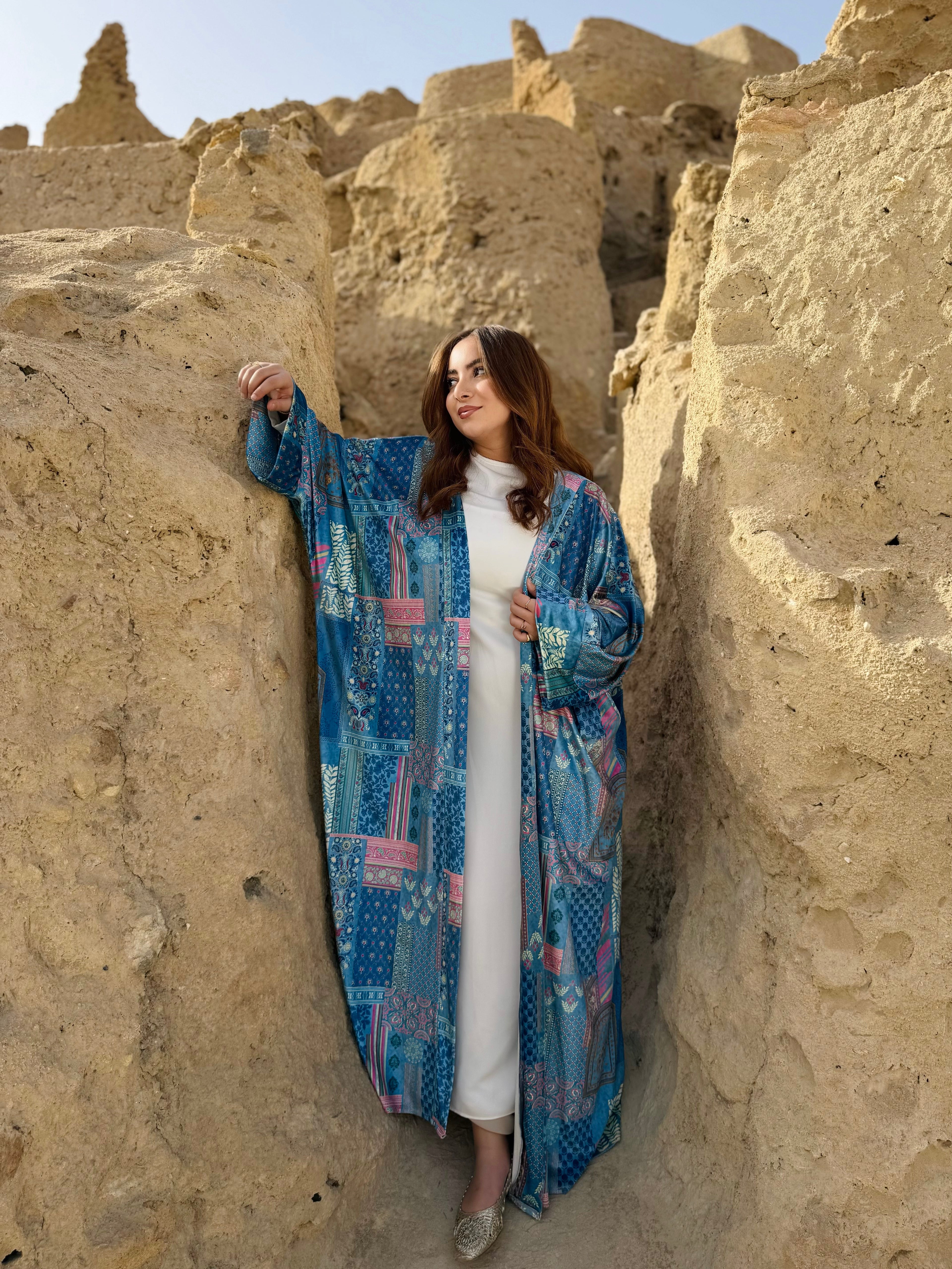Kaftan محزوناً ولا فرحاً