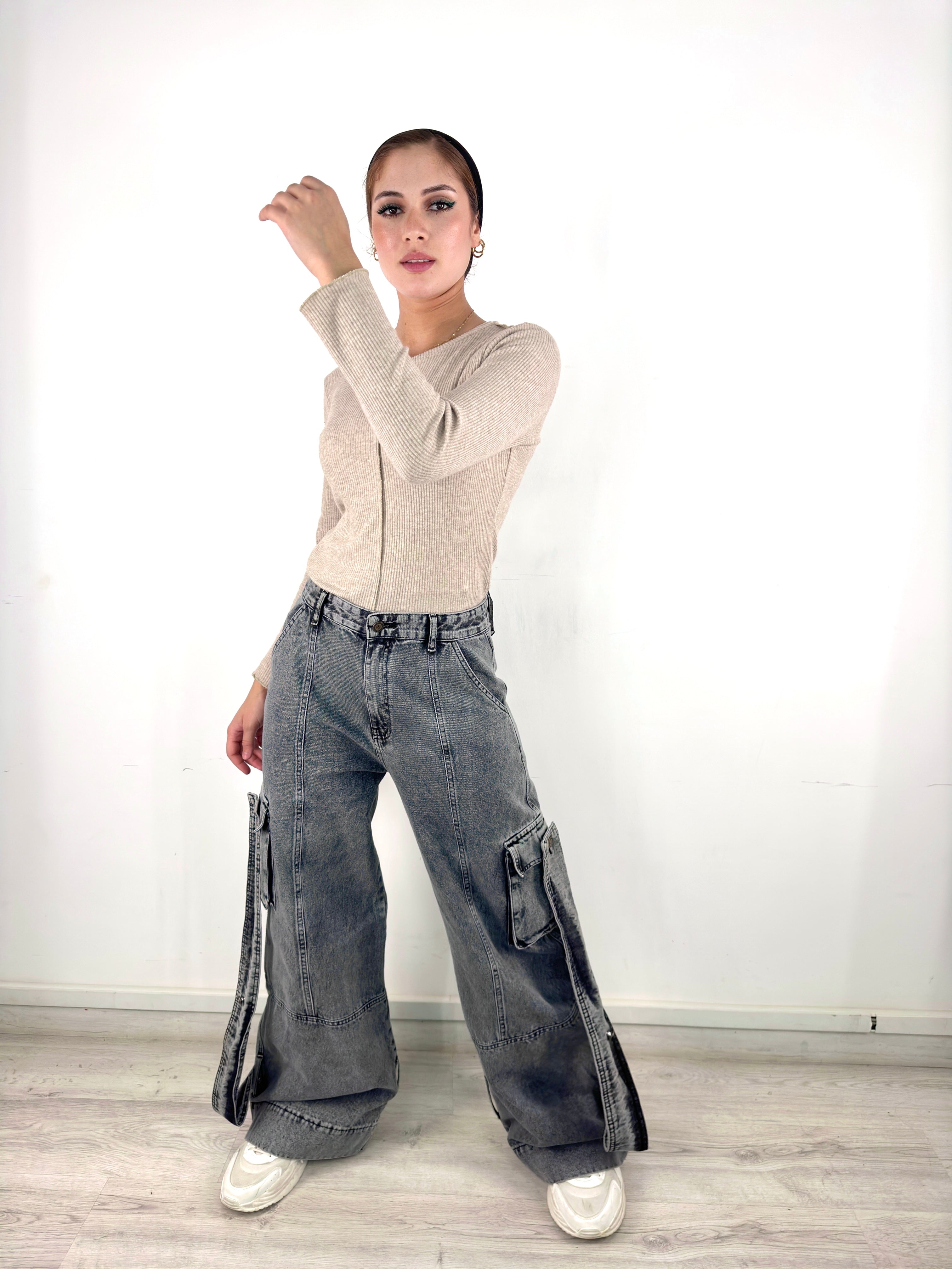 Basic Raw Edges Knit Top Latte