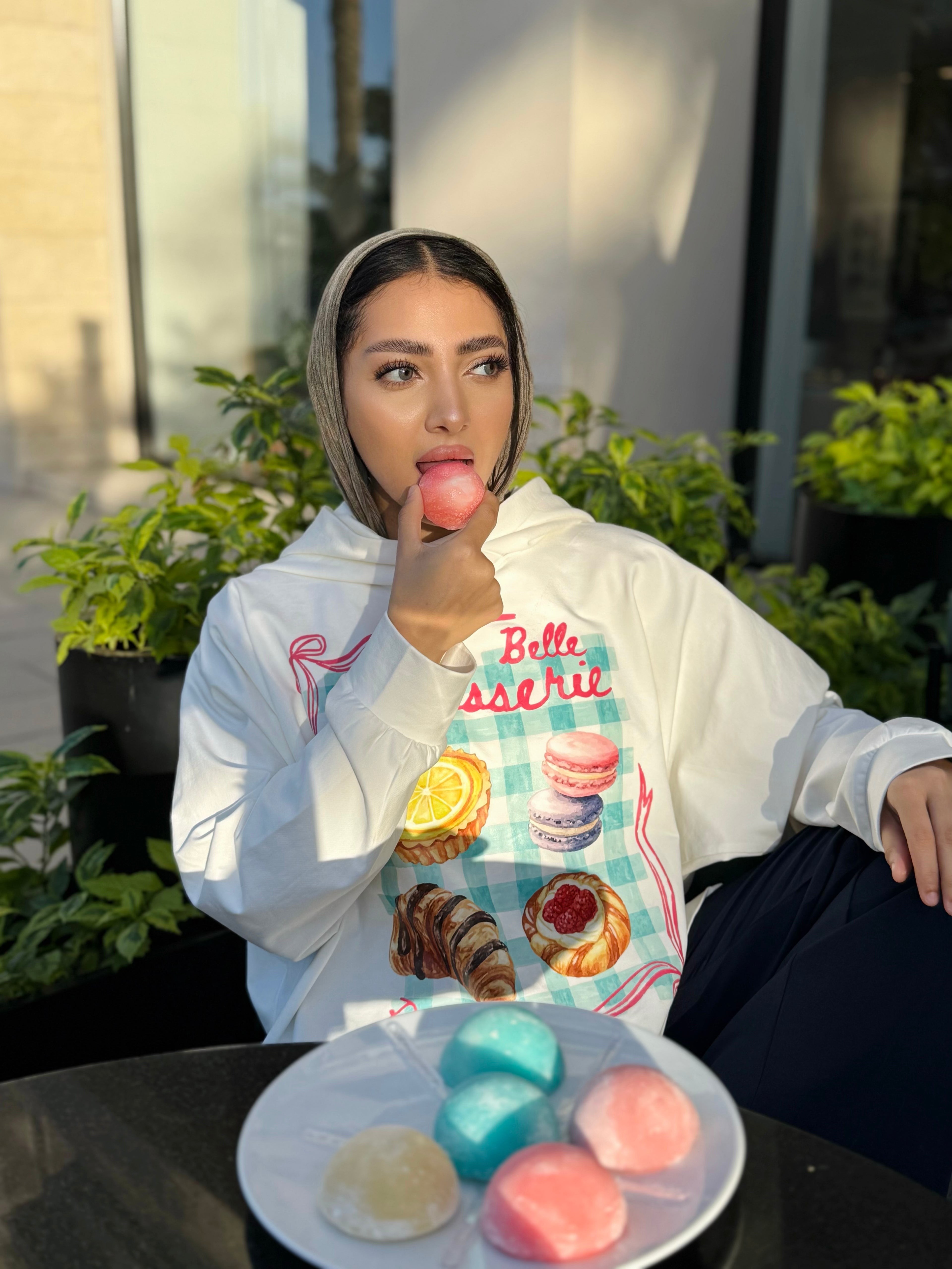 Belle Patisserie Sweatshirt