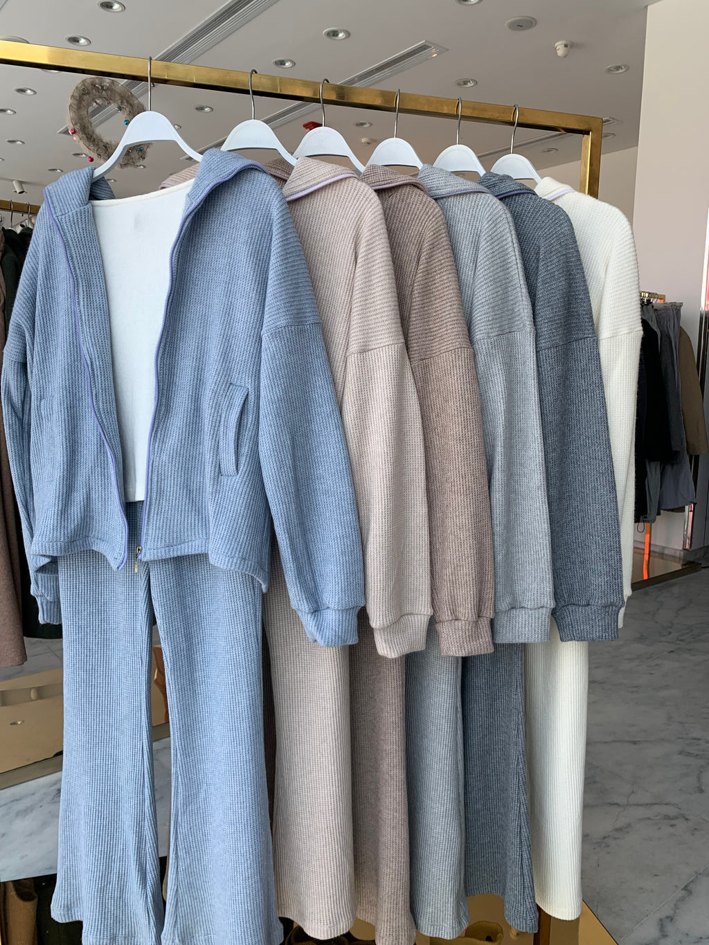 Sweater Sweatshirt