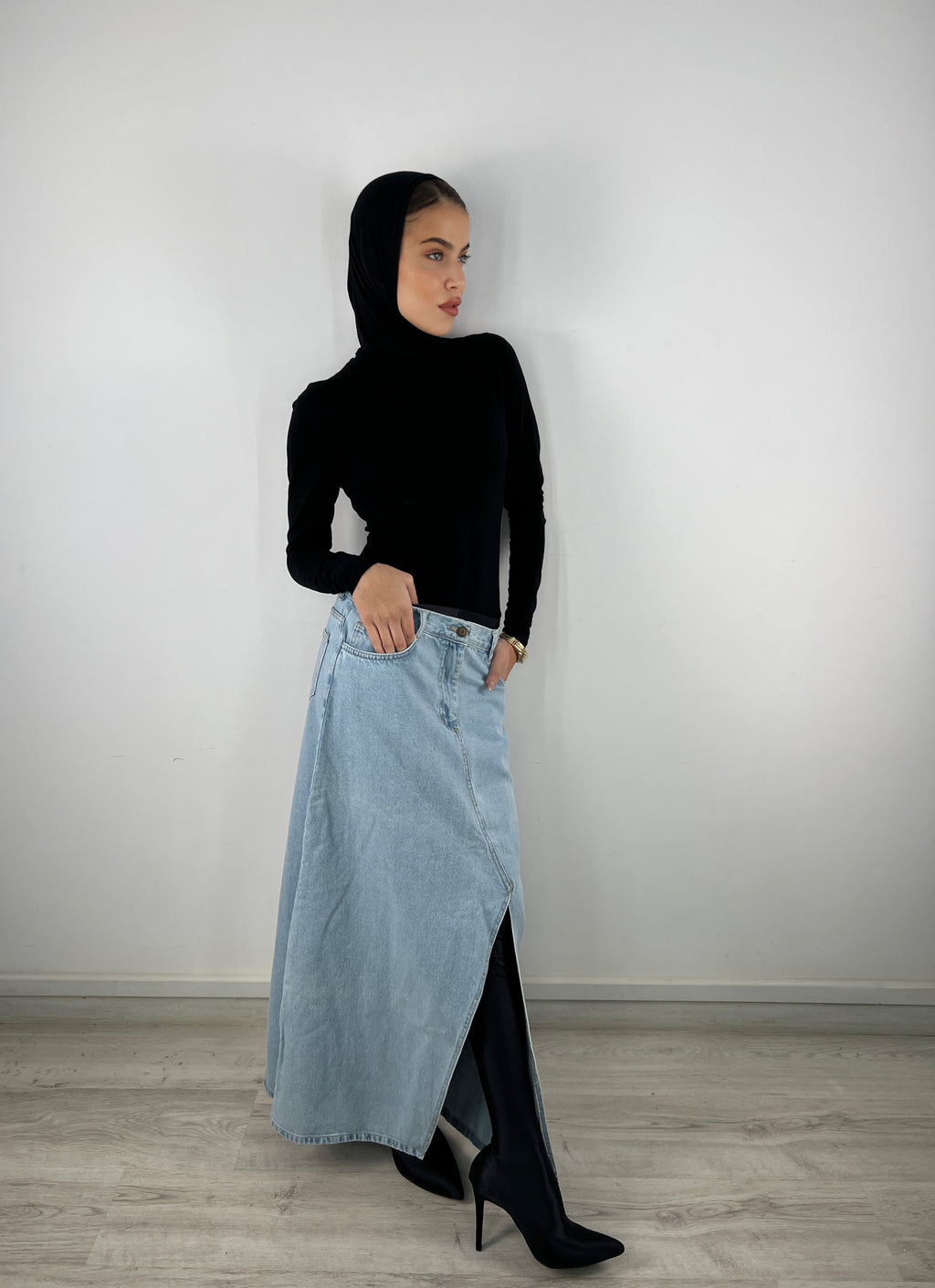 Split A Bit Denim Skirt Ice