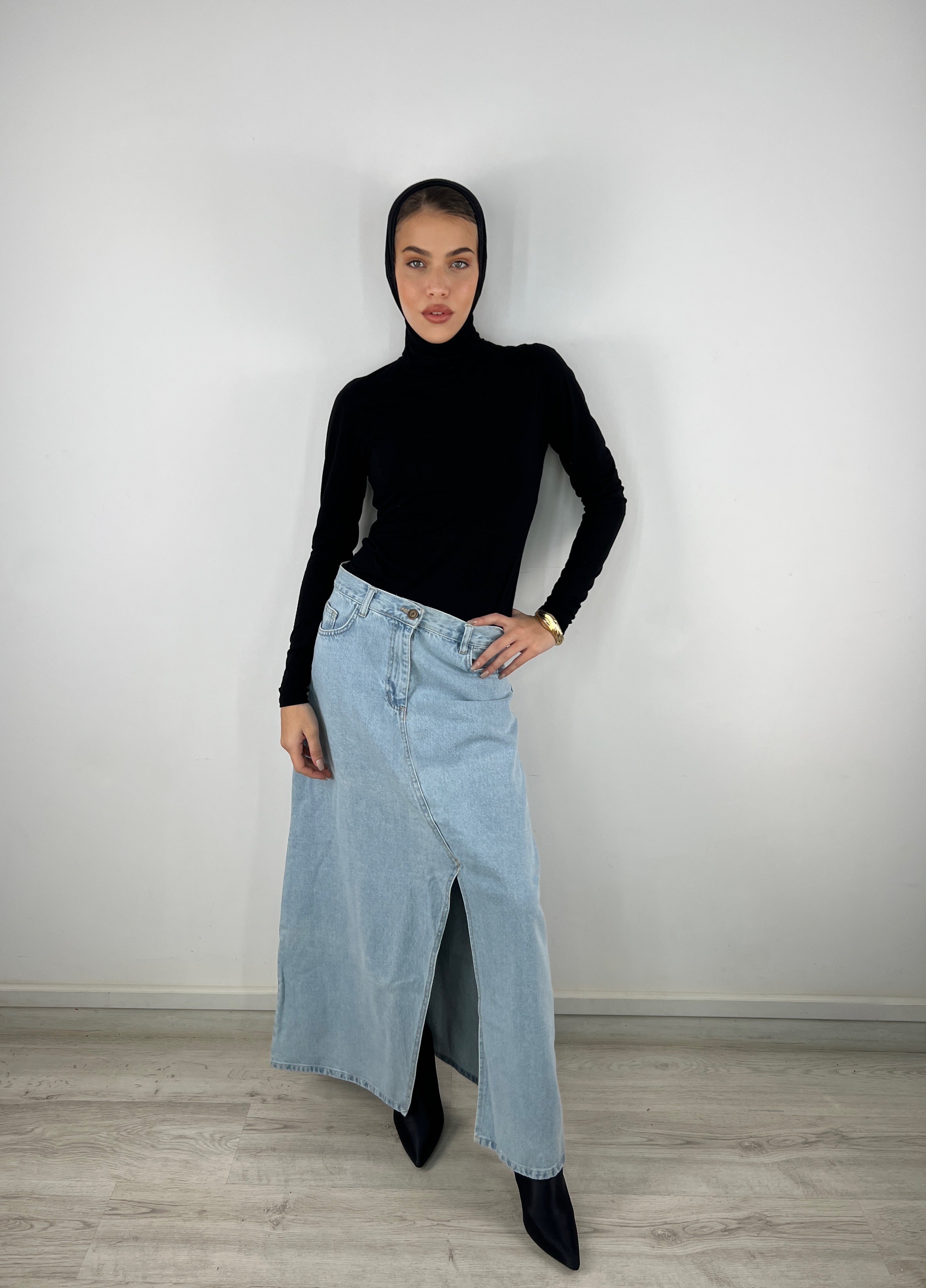 Split A Bit Denim Skirt Ice