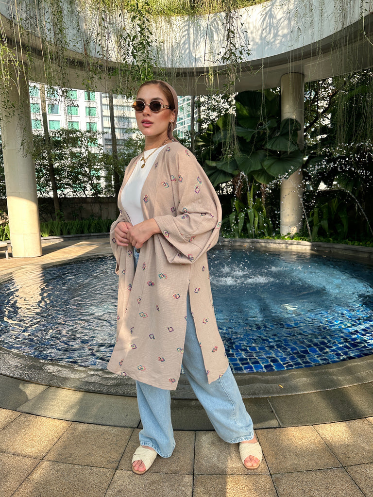 Embroidered Hex Kimono (Oatmeal)