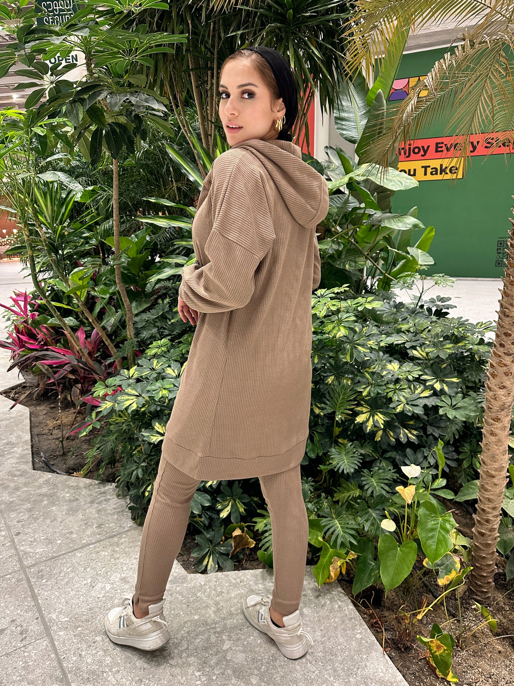 Lazy Day Pants Beige