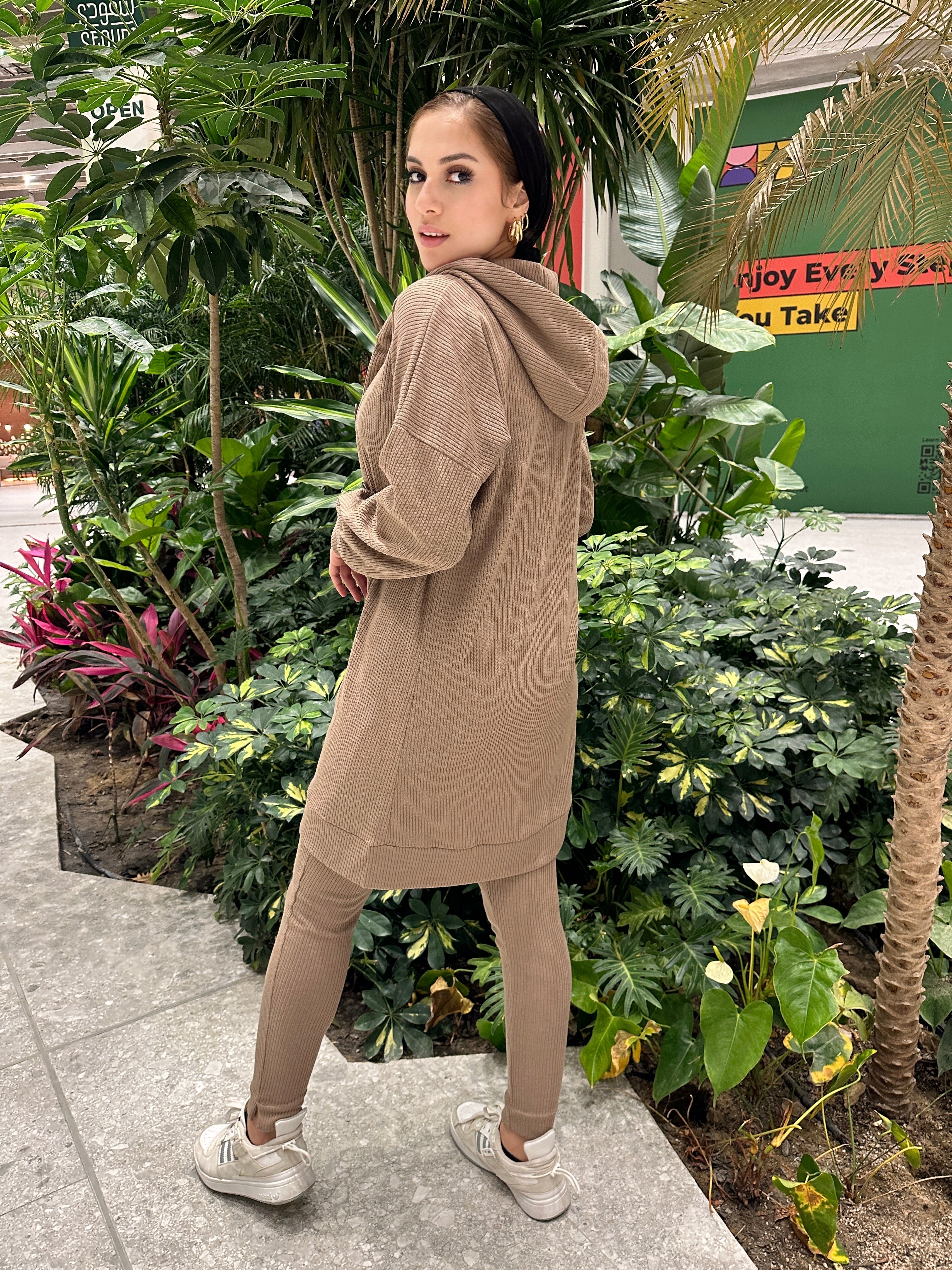 Lazy Day Pants Beige