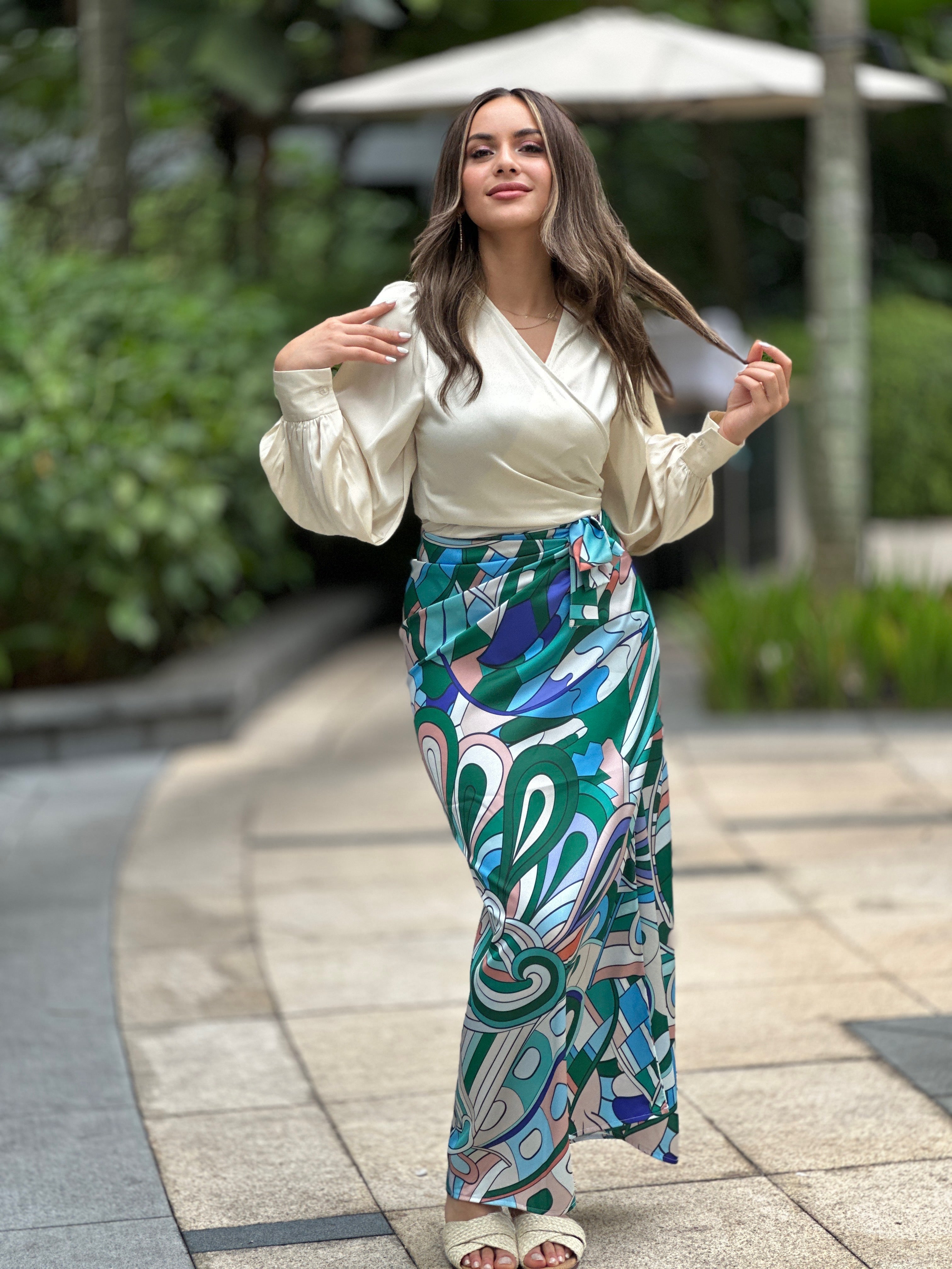 Silky Wrappy Top Sand