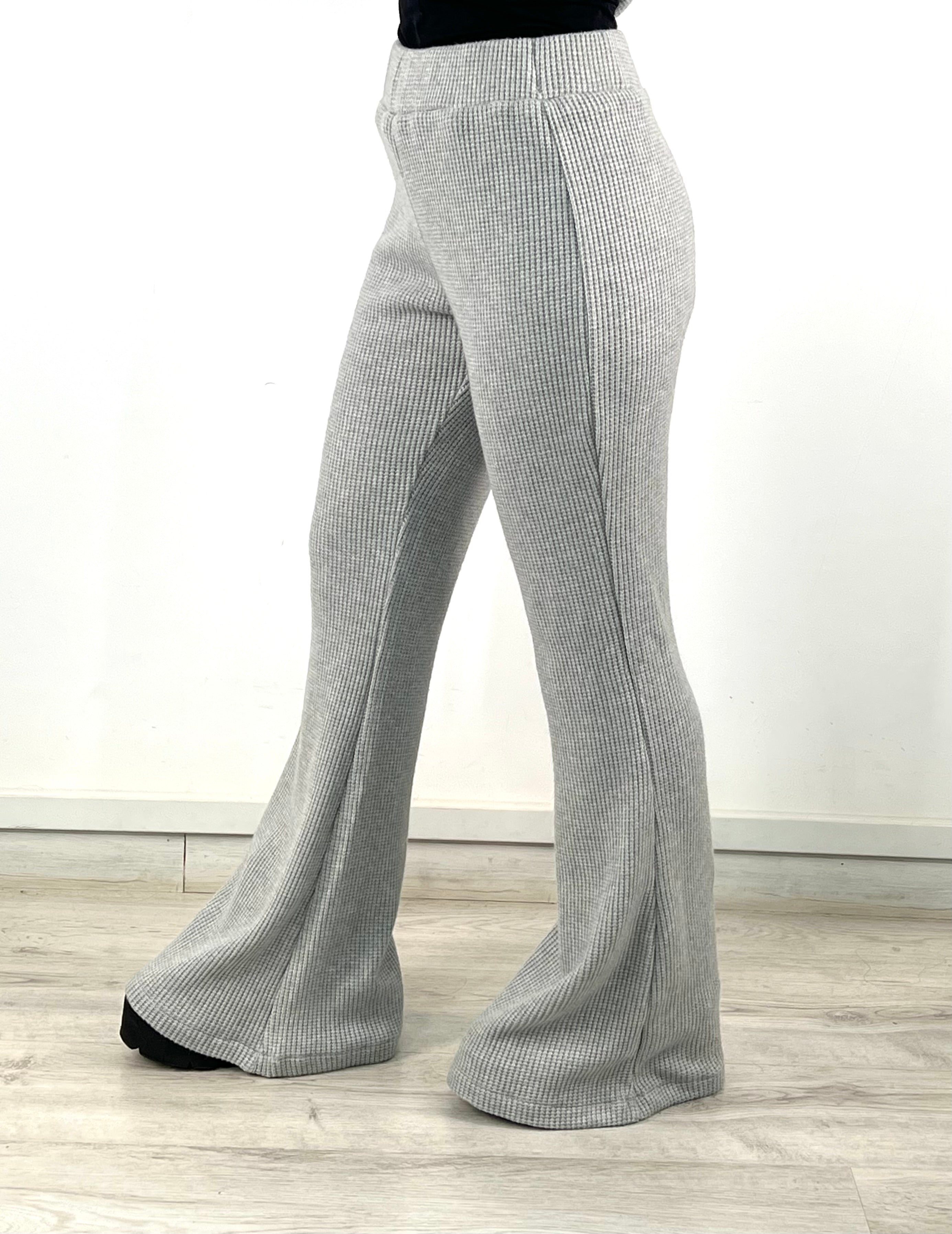 Warmy Heavy Knit Flare Pants Grey