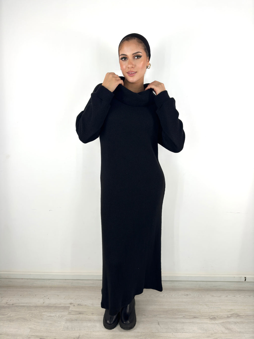 Warm Days Dress Black