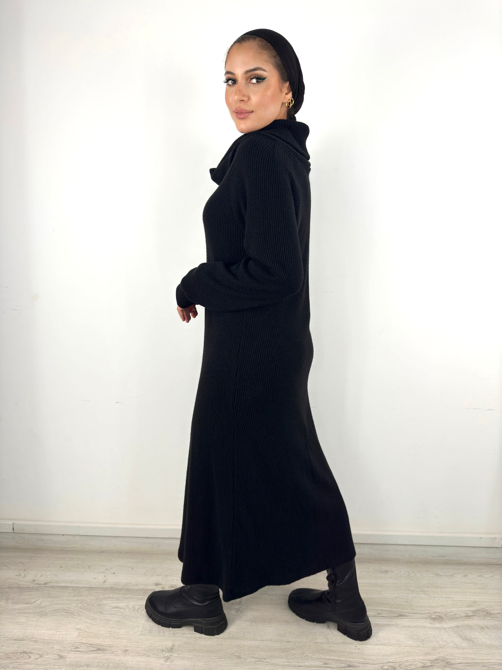 Warm Days Dress Black