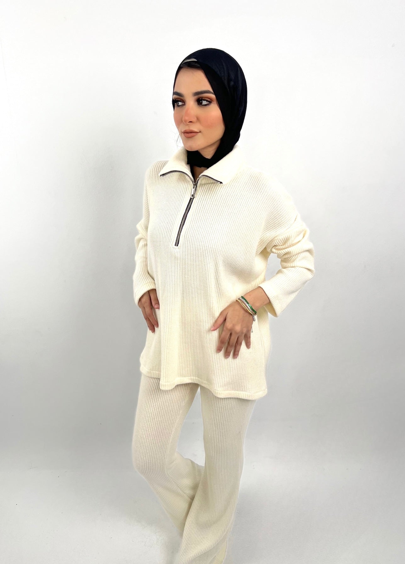 Warmy Heavy Knit Flare Pants Cream