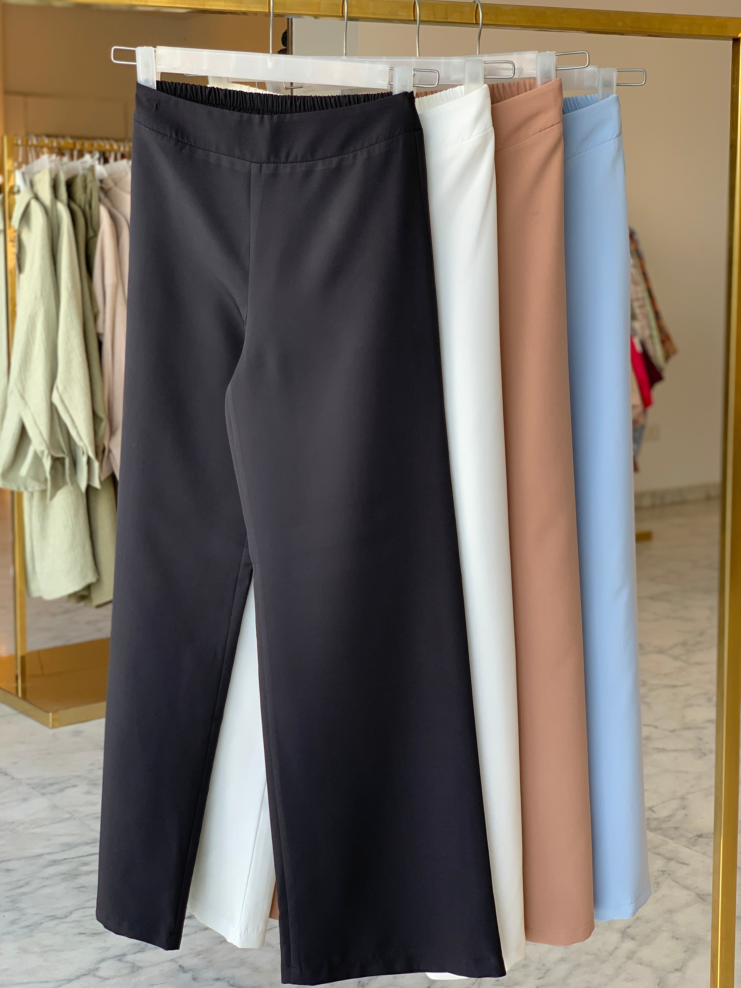 Closing Deals Pants