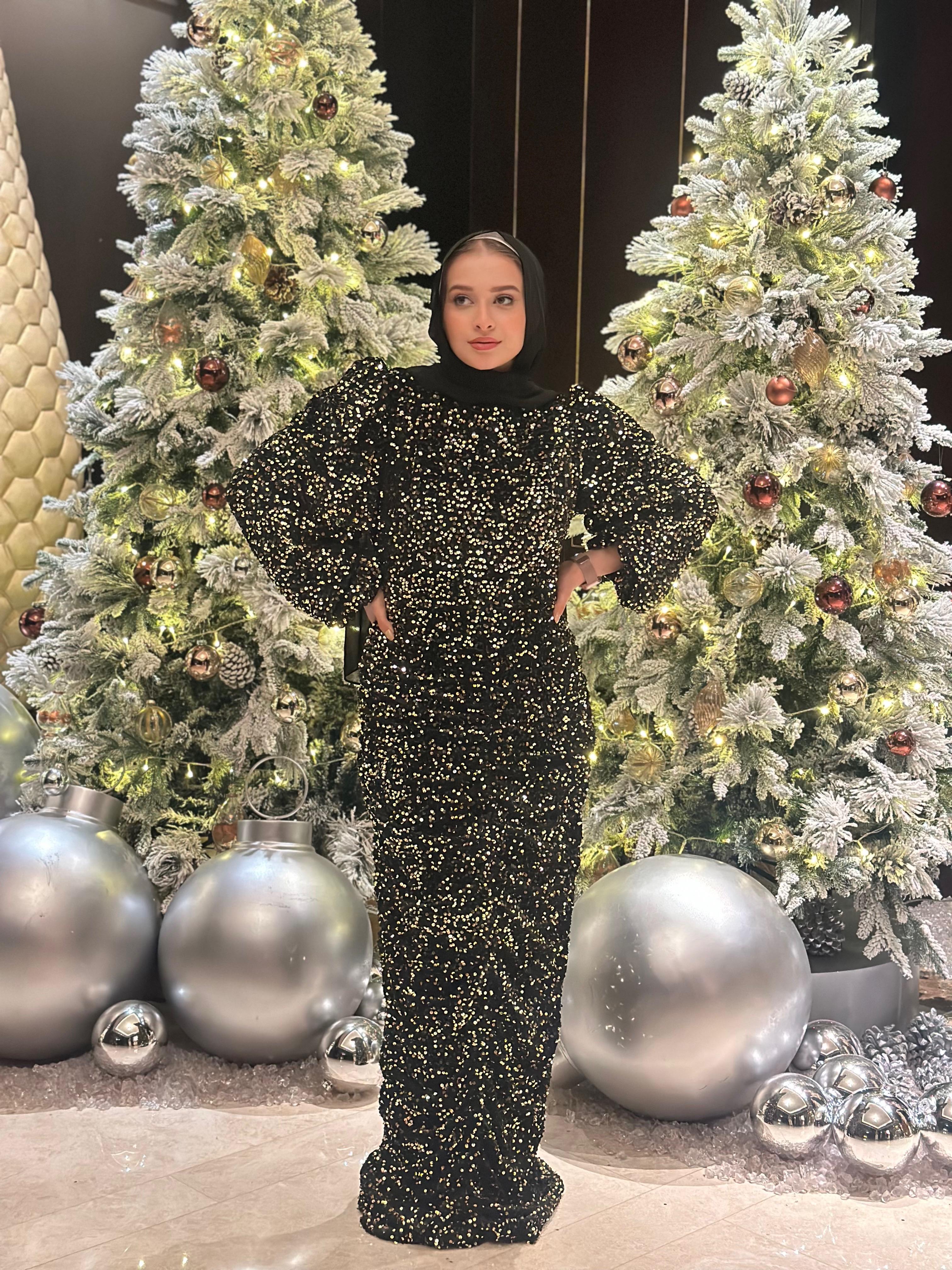 Shape & Glow Dress The Night Stars