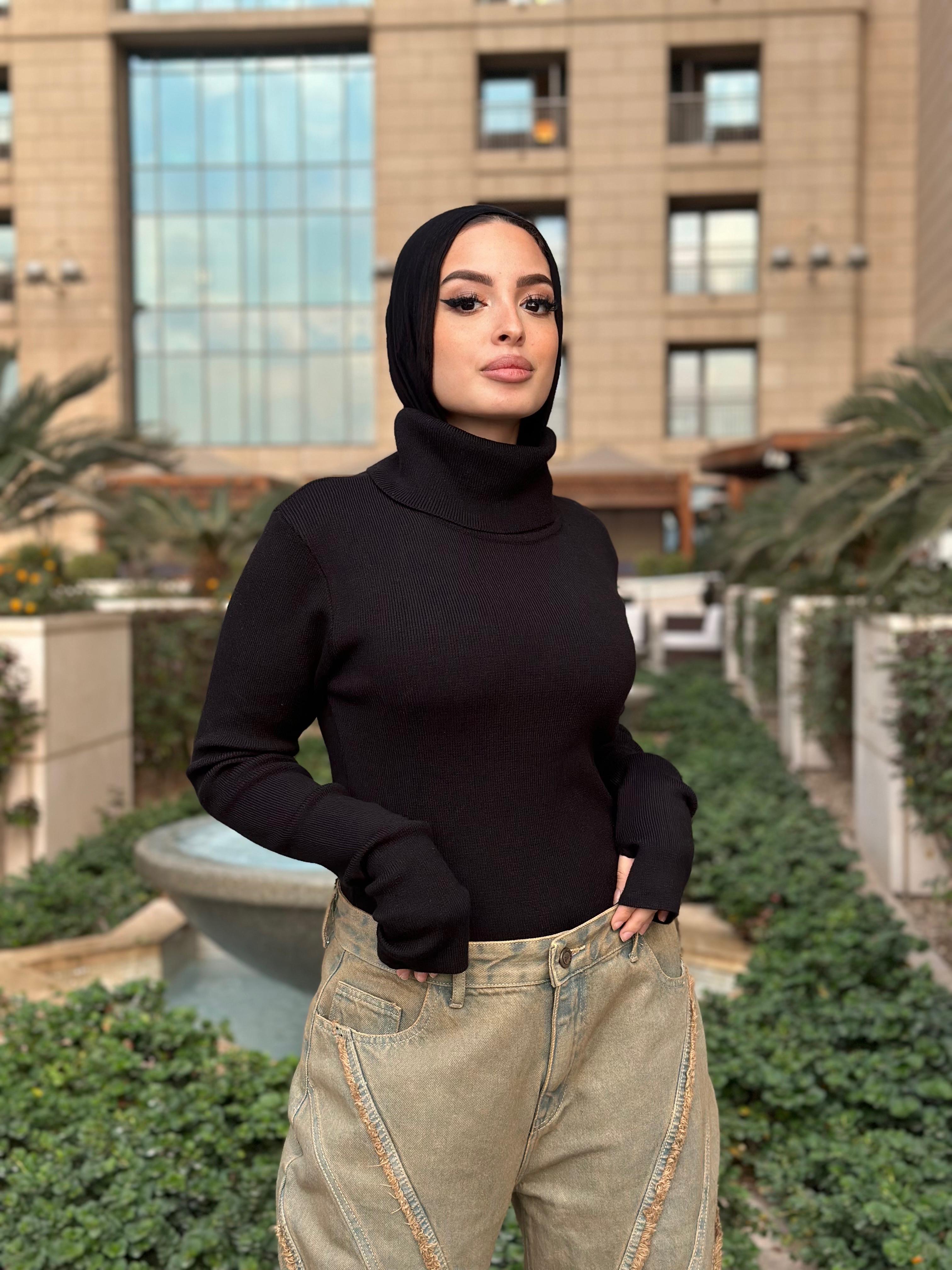 New Turtle Neck Black