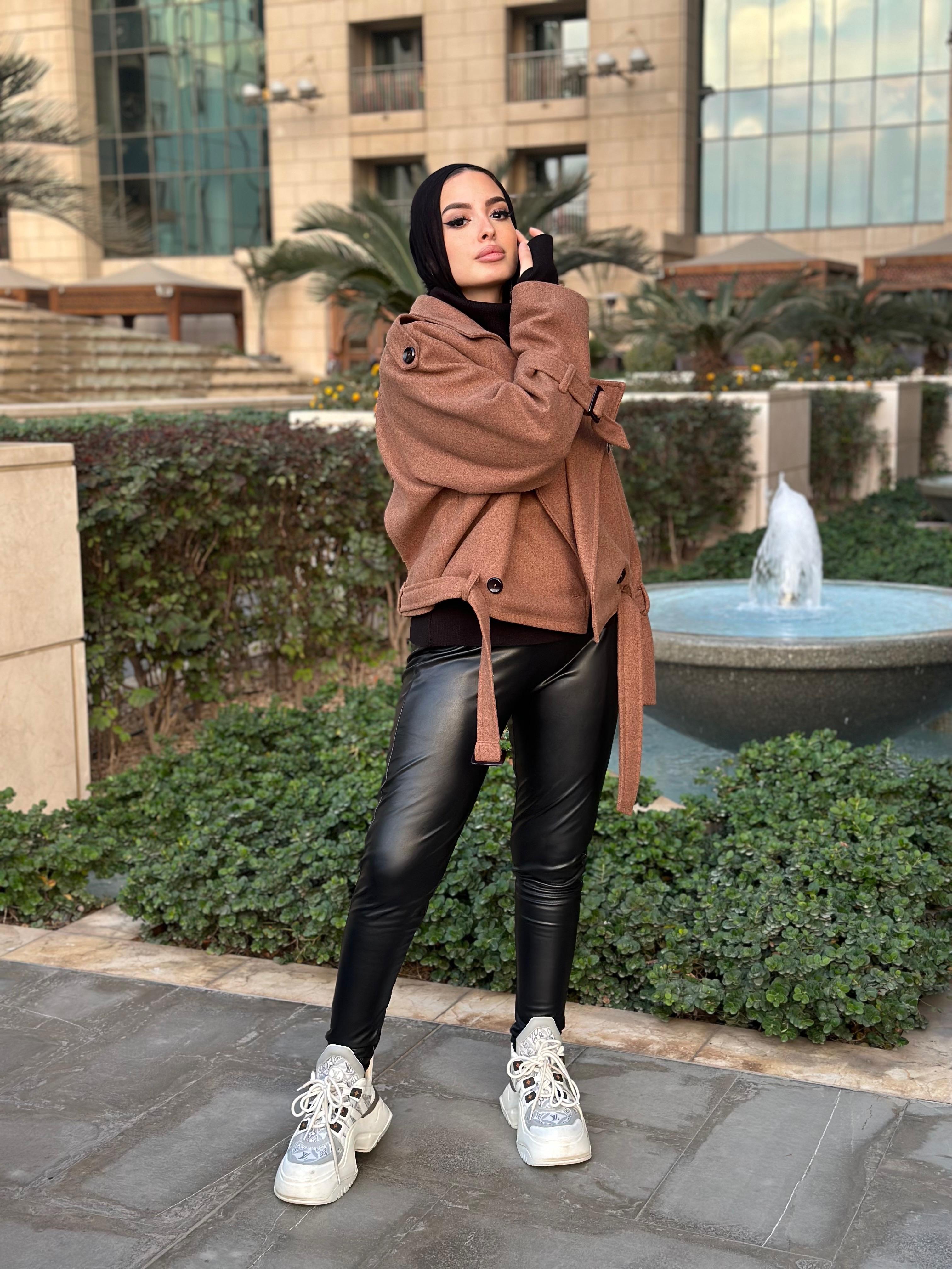 Cropped Heavy Coat Beige