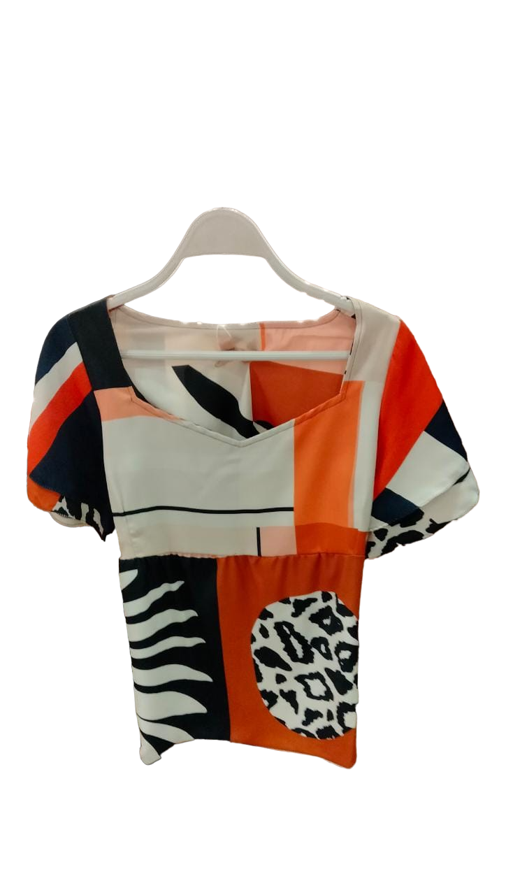 Abstract Leo Half sleeve Top