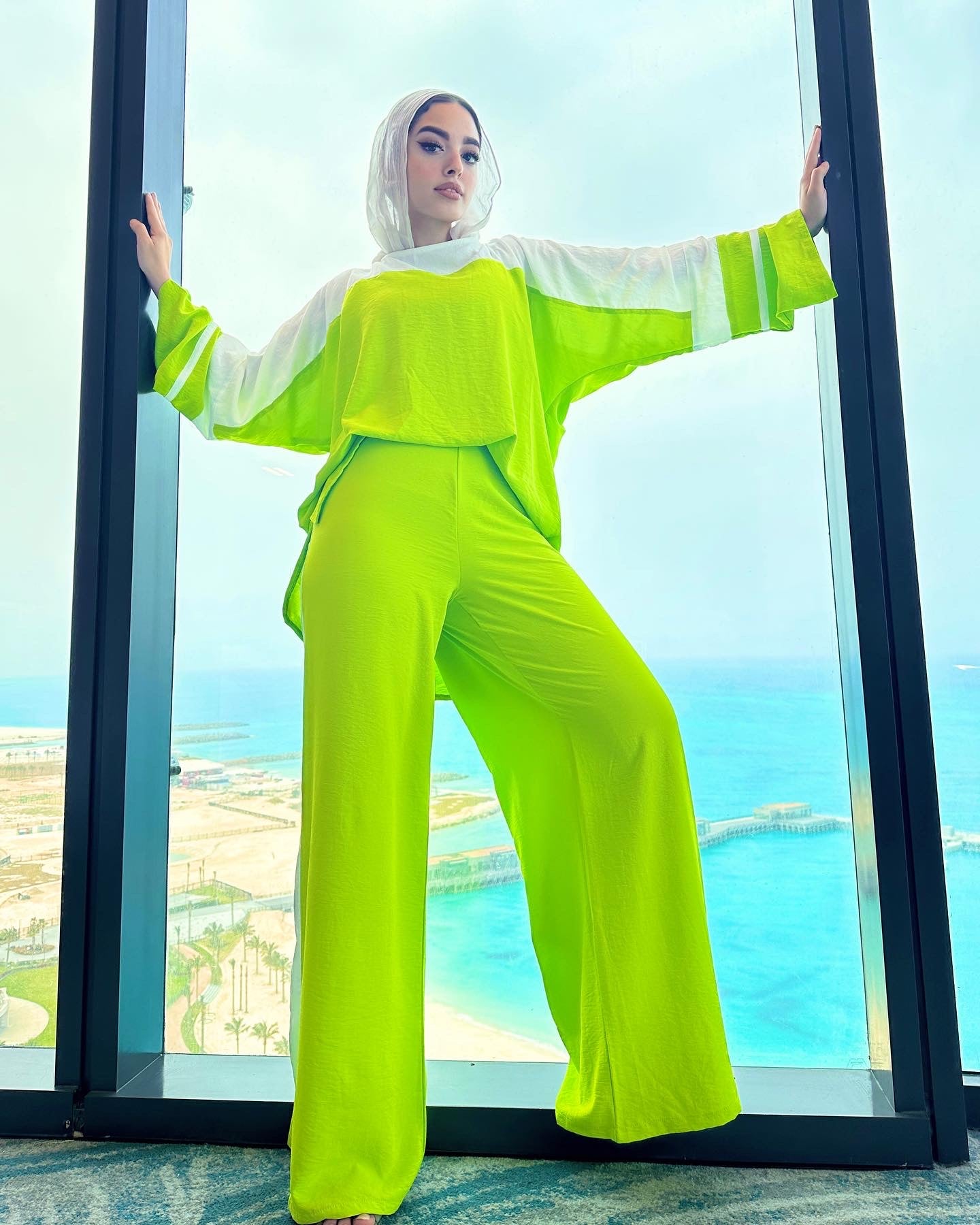 Trim Trim Blouse Electric Green