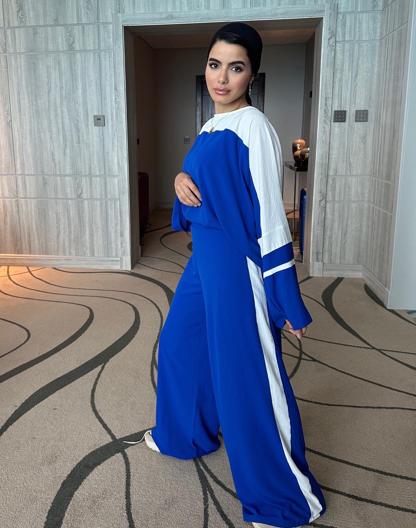Trim Trim Blouse Royal Blue