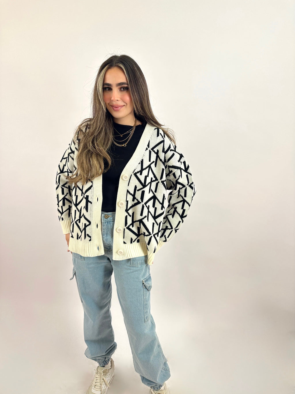 Monogram Cardigan Cream Coal